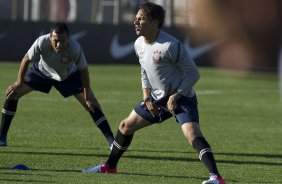 Durante o treino realizado esta tarde no CT Joaquim Grava, localizado no Parque Ecolgico do Tiete. O prximo jogo da equipe ser amanh sbado, 21/07, contra a Portuguesa, no Pacaembu, vlido pela 10 rodada do Campeonato Brasileiro de 2012