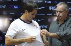 Durante o treino realizado esta tarde no CT Joaquim Grava, localizado no Parque Ecológico do Tiete. O próximo jogo da equipe será amanhã sábado, 21/07, contra a Portuguesa, no Pacaembu, válido pela 10ª rodada do Campeonato Brasileiro de 2012
