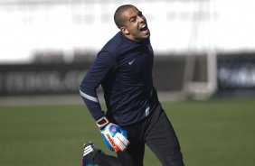 Durante o treino realizado esta tarde no CT Joaquim Grava, localizado no Parque Ecolgico do Tiete. O prximo jogo da equipe ser amanh sbado, 21/07, contra a Portuguesa, no Pacaembu, vlido pela 10 rodada do Campeonato Brasileiro de 2012