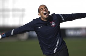 Durante o treino realizado esta tarde no CT Joaquim Grava, localizado no Parque Ecolgico do Tiete. O prximo jogo da equipe ser amanh sbado, 21/07, contra a Portuguesa, no Pacaembu, vlido pela 10 rodada do Campeonato Brasileiro de 2012