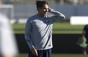 Durante o treino realizado esta tarde no CT Joaquim Grava, localizado no Parque Ecolgico do Tiete. O prximo jogo da equipe ser amanh sbado, 21/07, contra a Portuguesa, no Pacaembu, vlido pela 10 rodada do Campeonato Brasileiro de 2012