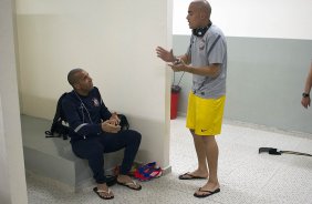 Nos vestiários antes da partida entre Corinthians x Cruzeiro, realizada esta noite no estádio do Pacaembu, jogo válido pela 12ª rodada do Campeonato Brasileiro de 2012