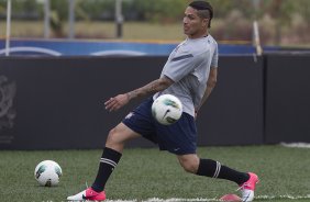 Durante o treino realizado esta tarde no CT Joaquim Grava, localizado no Parque Ecolgico do Tiete. O prximo jogo da equipe ser domingo, 29/07, contra o Bahia/BA, no Pituacu, vlido pela 13 rodada do Campeonato Brasileiro de 2012