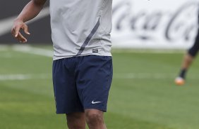 Durante o treino realizado esta tarde no CT Joaquim Grava, localizado no Parque Ecolgico do Tiete. O prximo jogo da equipe ser domingo, 29/07, contra o Bahia/BA, no Pituacu, vlido pela 13 rodada do Campeonato Brasileiro de 2012