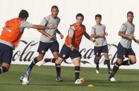 Durante o treino realizado esta tarde no CT Joaquim Grava, localizado no Parque Ecolgico do Tiete. O prximo jogo da equipe ser domingo, 12/08, contra o Coritiba, no estdio Couto Pereira, vlido pela 16 rodada do Campeonato Brasileiro de 2012