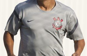 Durante o treino realizado esta tarde no CT Joaquim Grava, localizado no Parque Ecolgico do Tiete. O prximo jogo da equipe ser domingo, 12/08, contra o Coritiba, no estdio Couto Pereira, vlido pela 16 rodada do Campeonato Brasileiro de 2012