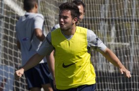 Durante o treino realizado esta manh no CT Joaquim Grava, localizado no Parque Ecolgico do Tiete. O prximo jogo da equipe ser amanh, domingo, 12/08, contra o Coritiba, no estdio Couto Pereira, vlido pela 16 rodada do Campeonato Brasileiro de 2012