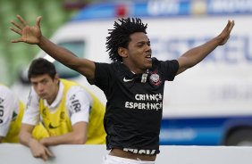 Durante a partida entre Coritiba x Corinthians, realizada esta tarde no estdio Couto Pereira, jogo vlido pela 16 rodada do Campeonato Brasileiro de 2012