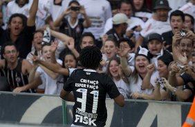 Durante a partida entre Coritiba x Corinthians, realizada esta tarde no estdio Couto Pereira, jogo vlido pela 16 rodada do Campeonato Brasileiro de 2012