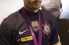 O nadador Thiago Pereira foi recebido hoje no Parque São Jorge pelo presidente Mario Gobbi