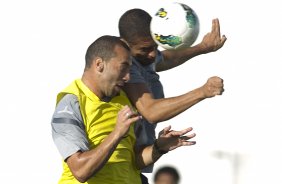 Durante o treino realizado esta tarde no CT Joaquim Grava, localizado no Parque Ecolgico do Tiete. O prximo jogo da equipe ser domingo,19/08, contra o Santos, na Vila Belmiro, vlido pela 18 rodada do Campeonato Brasileiro de 2012