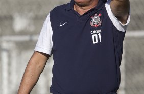 Durante o treino realizado esta tarde no CT Joaquim Grava, localizado no Parque Ecolgico do Tiete. O prximo jogo da equipe ser domingo, 25/08, contra o So Paulo, no Pacaembu, vlido pela 19 rodada do Campeonato Brasileiro de 2012