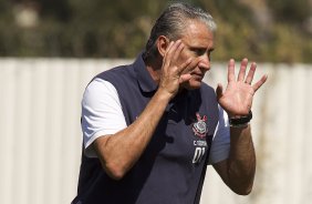 Apos o treino realizado esta manh no CT Joaquim Grava, localizado no Parque Ecolgico do Tiete. O prximo jogo da equipe ser amanh, domingo, 25/08, contra o So Paulo, no Pacaembu, vlido pela 19 rodada do Campeonato Brasileiro de 2012