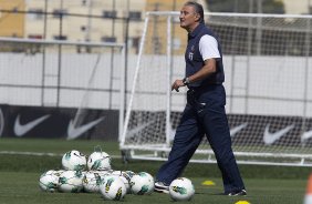 Apos o treino realizado esta manh no CT Joaquim Grava, localizado no Parque Ecolgico do Tiete. O prximo jogo da equipe ser amanh, domingo, 25/08, contra o So Paulo, no Pacaembu, vlido pela 19 rodada do Campeonato Brasileiro de 2012