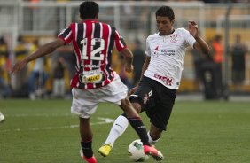 Durante a partida entre Corinthians x So Paulo, realizada esta tarde no estdio do Pacaembu, jogo vlido pela 19 rodada do Campeonato Brasileiro de 2012