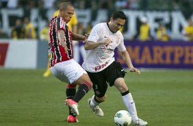 Durante a partida entre Corinthians x So Paulo, realizada esta tarde no estdio do Pacaembu, jogo vlido pela 19 rodada do Campeonato Brasileiro de 2012