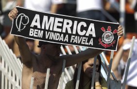 Durante a partida entre Corinthians x São Paulo, realizada esta tarde no estádio do Pacaembu, jogo válido pela 19ª rodada do Campeonato Brasileiro de 2012