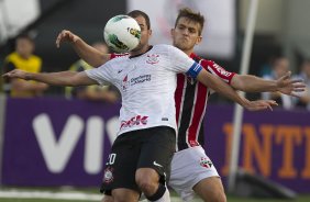 Durante a partida entre Corinthians x So Paulo, realizada esta tarde no estdio do Pacaembu, jogo vlido pela 19 rodada do Campeonato Brasileiro de 2012