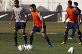 Apos o treino realizado esta tarde no CT Joaquim Grava, localizado no Parque Ecolgico do Tiete. O prximo jogo da equipe ser domingo, 02/09, contra o Atltico-MG, no Pacaembu, jogo vlido pela 21 rodada do Campeonato Brasileiro de 2012