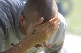 Apos o treino realizado esta manh no CT Joaquim Grava, localizado no Parque Ecolgico do Tiete. O prximo jogo da equipe ser amanh, domingo, 02/09, contra o Atltico-MG, no Pacaembu, jogo vlido pela 21 rodada do Campeonato Brasileiro de 2012