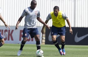 Apos o treino realizado esta manh no CT Joaquim Grava, localizado no Parque Ecolgico do Tiete. O prximo jogo da equipe ser amanh, domingo, 02/09, contra o Atltico-MG, no Pacaembu, jogo vlido pela 21 rodada do Campeonato Brasileiro de 2012