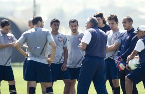 Apos o treino realizado esta manh no CT Joaquim Grava, localizado no Parque Ecolgico do Tiete. O prximo jogo da equipe ser amanh, domingo, 02/09, contra o Atltico-MG, no Pacaembu, jogo vlido pela 21 rodada do Campeonato Brasileiro de 2012