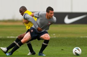 Anderson Polga durante Treino do Corinthians realizado no CT Joaquim Grava