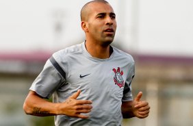 Emerson durante Treino do Corinthians realizado no CT Joaquim Grava