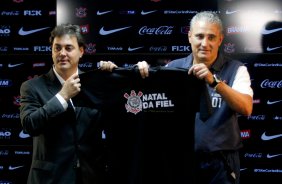 O técnico Tite durante Treino do Corinthians realizado no CT Joaquim Grava