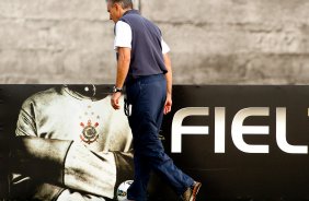 O tcnico Tte Treino do Corinthians realizado no CT Joaquim Grava