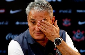 O técnico Tite durante Treino do Corinthians realizado no CT Joaquim Grava