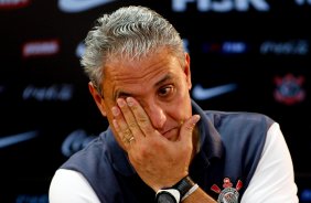 O técnico Tite durante Treino do Corinthians realizado no CT Joaquim Grava