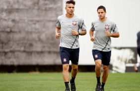 Martinez e Guerrero durante Treino do Corinthians realizado no CT Joaquim Grava