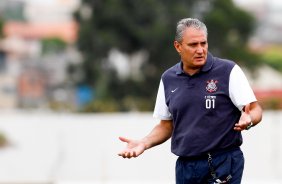 O tcnico Tite durante Treino do Corinthians realizado no CT Joaquim Grava