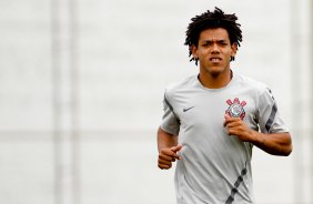 Romarinho durante Treino do Corinthians realizado no CT Joaquim Grava