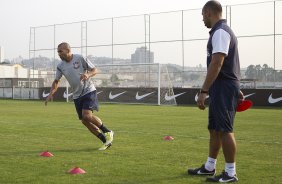 Durante o treino realizado esta tarde no CT Joaquim Grava, localizado no Parque Ecolgico do Tiete. O prximo jogo da equipe ser sbado, dia 06/10 contra o Nautico, nos Aflitos, vlido pela 28 rodada do Campeonato Brasileiro de 2012