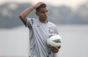 Durante o treino realizado esta tarde no CT Joaquim Grava, localizado no Parque Ecolgico do Tiete. O prximo jogo da equipe ser sbado, dia 06/10 contra o Nautico, nos Aflitos, vlido pela 28 rodada do Campeonato Brasileiro de 2012