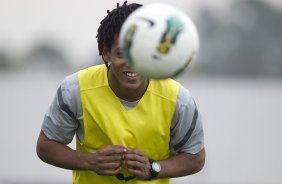 Durante o treino realizado esta tarde no CT Joaquim Grava, localizado no Parque Ecolgico do Tiete. O prximo jogo da equipe ser sbado, dia 06/10 contra o Nautico, nos Aflitos, vlido pela 28 rodada do Campeonato Brasileiro de 2012