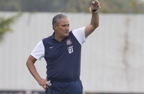 Durante o treino realizado esta tarde no CT Joaquim Grava, localizado no Parque Ecolgico do Tiete. O prximo jogo da equipe ser sbado, dia 06/10 contra o Nautico, nos Aflitos, vlido pela 28 rodada do Campeonato Brasileiro de 2012