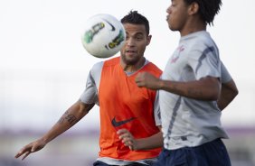 Durante o treino realizado esta tarde no CT Joaquim Grava, localizado no Parque Ecolgico do Tiete. O prximo jogo da equipe ser amanh, quarta-feira, dia 10/10 contra o Flamengo, no Pacaembu, vlido pela 29 rodada do Campeonato Brasileiro de 2012