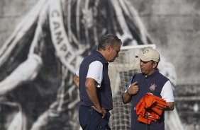 Durante o treino realizado esta tarde no CT Joaquim Grava, localizado no Parque Ecolgico do Tiete. O prximo jogo da equipe ser amanh, quarta-feira, dia 10/10 contra o Flamengo, no Pacaembu, vlido pela 29 rodada do Campeonato Brasileiro de 2012