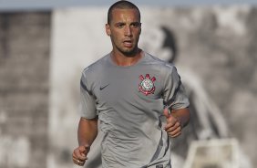 Durante o treino realizado esta tarde no CT Joaquim Grava, localizado no Parque Ecolgico do Tiete. O prximo jogo da equipe ser amanh, quarta-feira, dia 10/10 contra o Flamengo, no Pacaembu, vlido pela 29 rodada do Campeonato Brasileiro de 2012