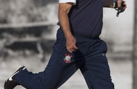 Durante o treino realizado esta tarde no CT Joaquim Grava, localizado no Parque Ecolgico do Tiete. O prximo jogo da equipe ser amanh, quarta-feira, dia 10/10 contra o Flamengo, no Pacaembu, vlido pela 29 rodada do Campeonato Brasileiro de 2012