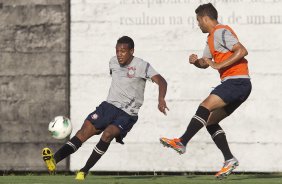 Durante o treino realizado esta tarde no CT Joaquim Grava, localizado no Parque Ecolgico do Tiete. O prximo jogo da equipe ser amanh, quarta-feira, dia 10/10 contra o Flamengo, no Pacaembu, vlido pela 29 rodada do Campeonato Brasileiro de 2012