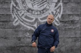 Durante o treino realizado esta tarde no CT Joaquim Grava, localizado no Parque Ecolgico do Tiete. O prximo jogo da equipe ser amanh, sbado, dia 13/10 contra a Portuguesa, no Caninde, vlido pela 30 rodada do Campeonato Brasileiro de 2012