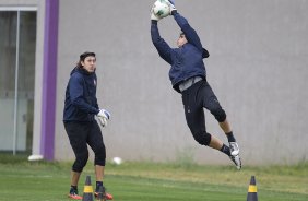 Durante o treino realizado esta tarde no CT Joaquim Grava, localizado no Parque Ecolgico do Tiete. O prximo jogo da equipe ser amanh, sbado, dia 13/10 contra a Portuguesa, no Caninde, vlido pela 30 rodada do Campeonato Brasileiro de 2012