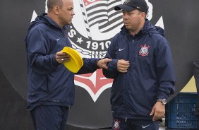 Durante o treino realizado esta tarde no CT Joaquim Grava, localizado no Parque Ecolgico do Tiete. O prximo jogo da equipe ser amanh, sbado, dia 13/10 contra a Portuguesa, no Caninde, vlido pela 30 rodada do Campeonato Brasileiro de 2012