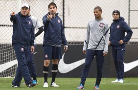 Durante o treino realizado esta tarde no CT Joaquim Grava, localizado no Parque Ecolgico do Tiete. O prximo jogo da equipe ser amanh, sbado, dia 13/10 contra a Portuguesa, no Caninde, vlido pela 30 rodada do Campeonato Brasileiro de 2012