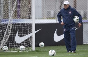 Durante o treino realizado esta tarde no CT Joaquim Grava, localizado no Parque Ecolgico do Tiete. O prximo jogo da equipe ser amanh, sbado, dia 13/10 contra a Portuguesa, no Caninde, vlido pela 30 rodada do Campeonato Brasileiro de 2012