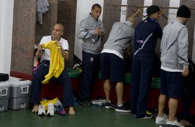 Nos vestiários antes da partida entre Portuguesa x Corinthians, realizada esta noite no estádio do Caninde, jogo válido pela 30ª rodada do Campeonato Brasileiro de 2012